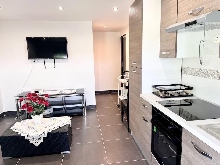 Appartement Elegant - 12Min Cdg Dammartin-en-Goele Exterior foto